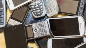 Best Practices for Safely Disposing of Old Electronics & E-Waste